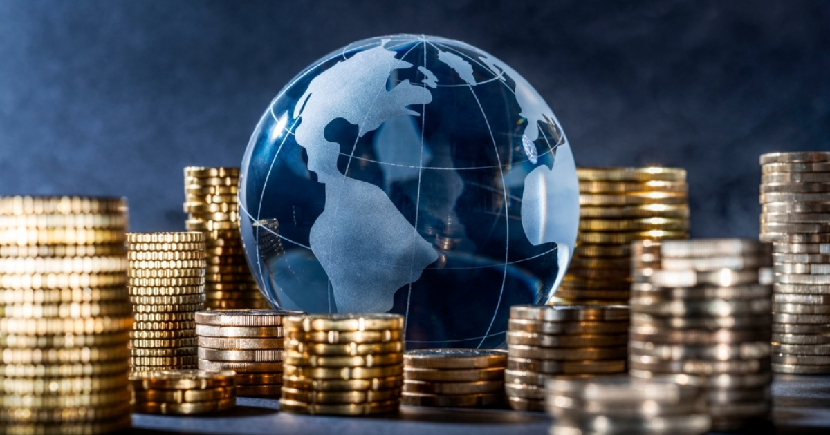 Global crisis of confidence and growing crisis in households: Climate of uncertainty for national economies and citizens!